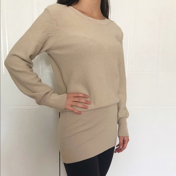 Tunic - Picture 1 of 4